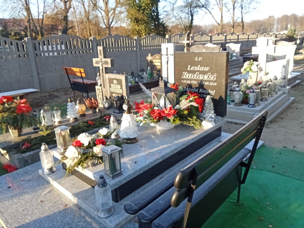 Grób LESŁAW RADECKI