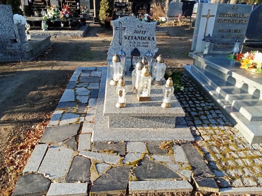 Grób JÓZEF SZTANDERA