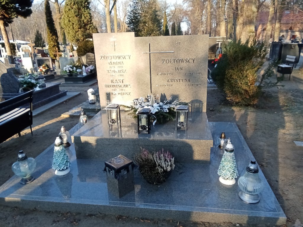 Grób EUGENIUSZ RAST
