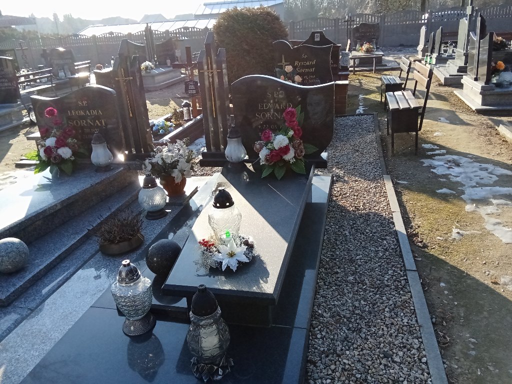 Grób EDWARD SORNAT