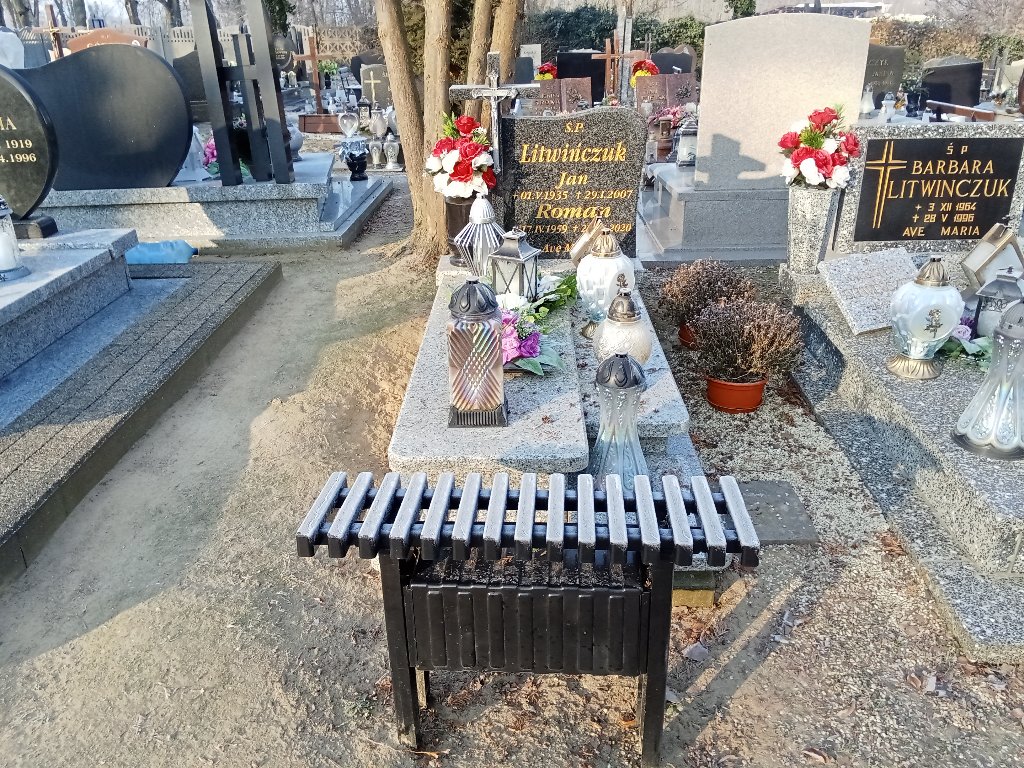 Grób ROMAN LITWIŃCZUK