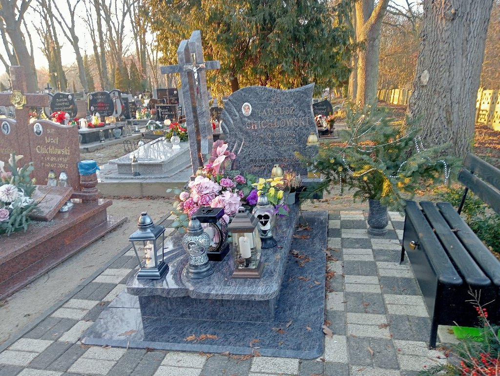 Grób ANNA CHICHŁOWSKA