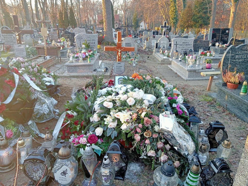 Grób Ryszard Kostro