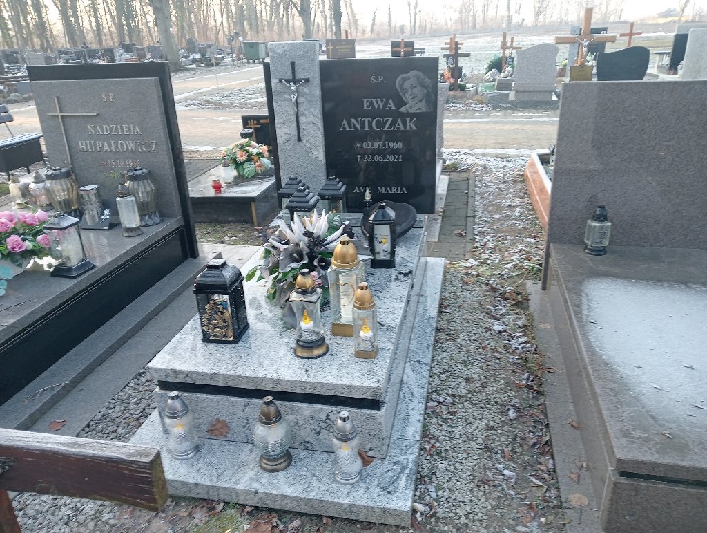 Grób EWA ANTCZAK