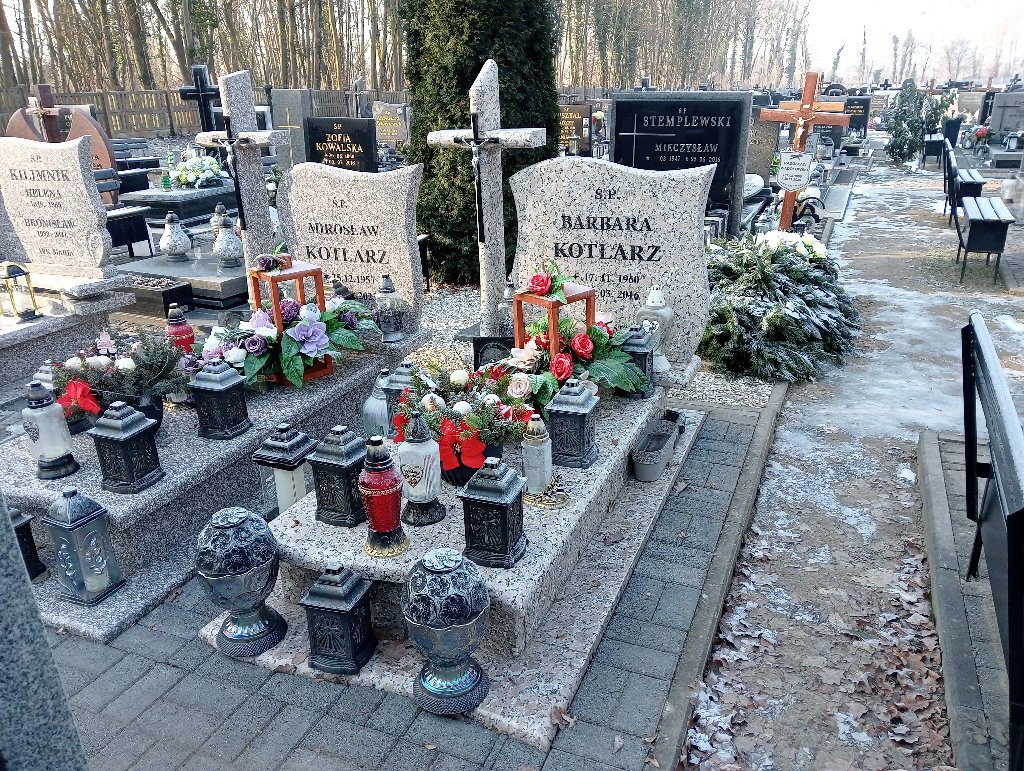 Grób BARBARA KOTLARZ